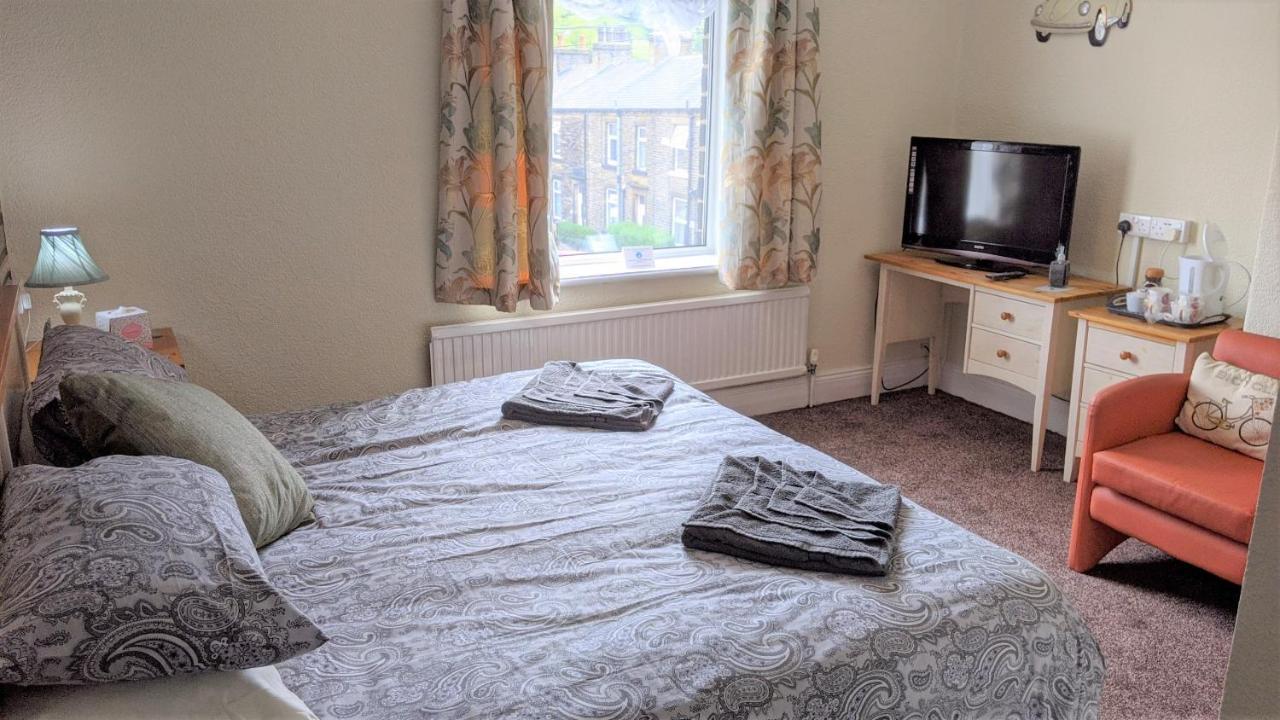 Kirk Lea Bed & Breakfast Halifax Dış mekan fotoğraf