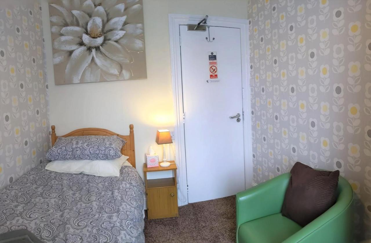 Kirk Lea Bed & Breakfast Halifax Dış mekan fotoğraf
